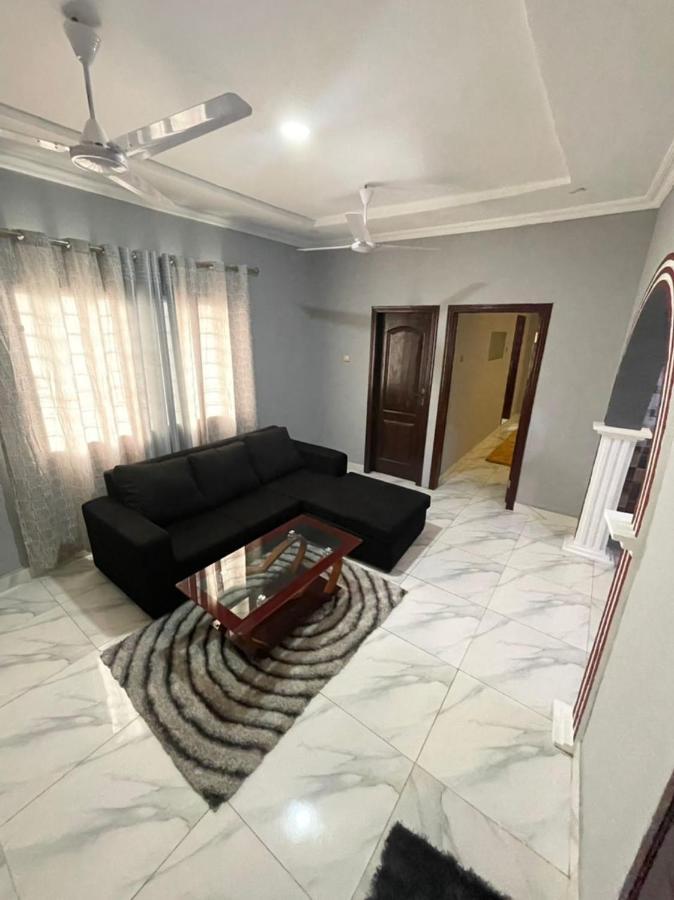 شقة أكرا  في Detouz Lodging المظهر الخارجي الصورة