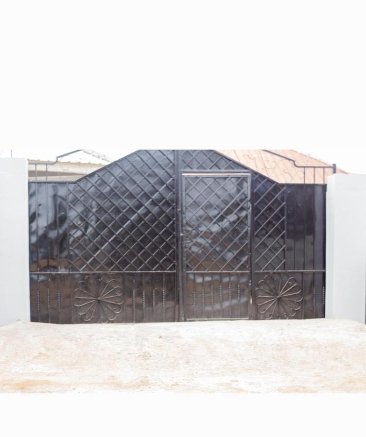 شقة أكرا  في Detouz Lodging المظهر الخارجي الصورة